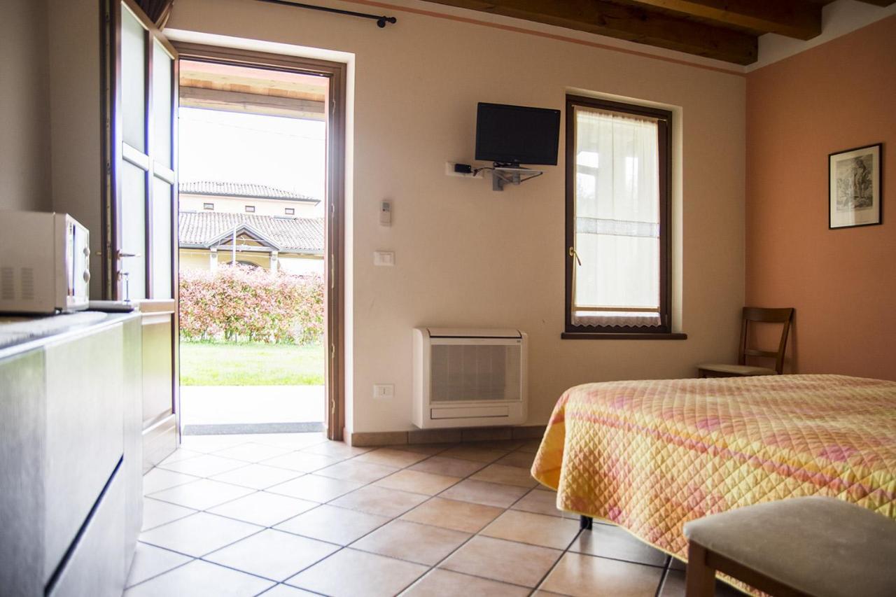 Agriturismo Lupo Bianco 몬잠바노 외부 사진