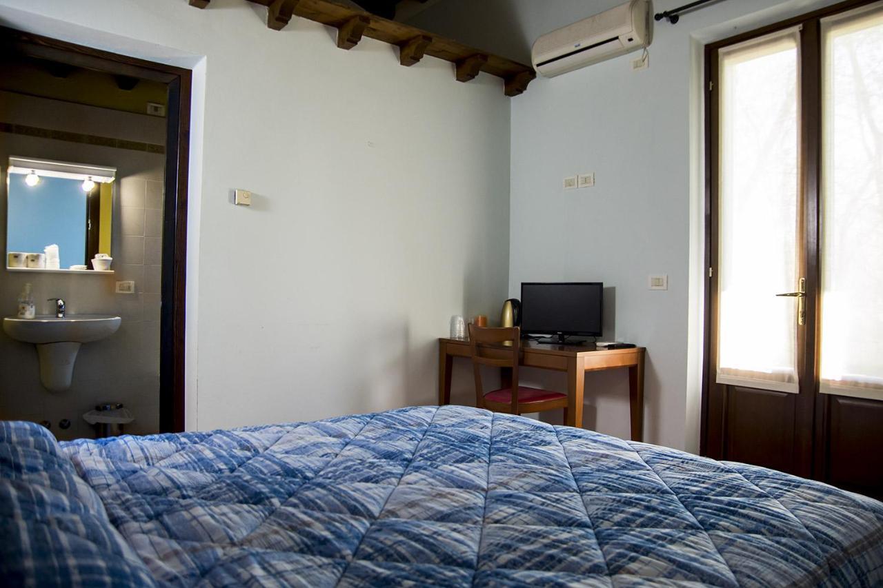 Agriturismo Lupo Bianco 몬잠바노 외부 사진