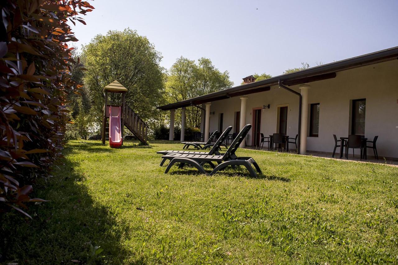 Agriturismo Lupo Bianco 몬잠바노 외부 사진